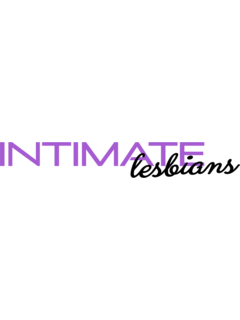 IntimateLesbians