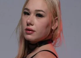 Vanna Rose