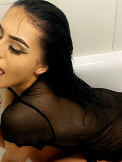 Shay London