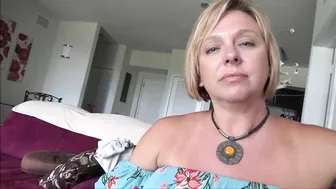 Brianna Beach - Mothers Happy Accident - MomComesFirst