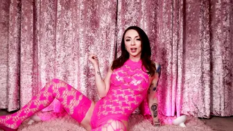 Miss London Lix - Valentine's fluffer