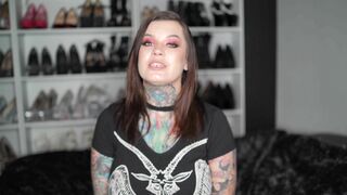 SabienDeMonia - High Heels Haul Video