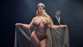 Vic Marie - Worth - Deeper