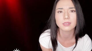 Princess Miki Aoki - Wet T-Shirt Red Light Green Light