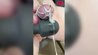 Emily Walters - Cucky Allowed To Cum In Cage Using Wand