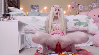 Tweetney – Slutty Schoolgirls Toy