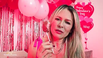 Monique Fuentes - Monique Fuentes Gives You Her Sweet Pussy on Valentine's Day