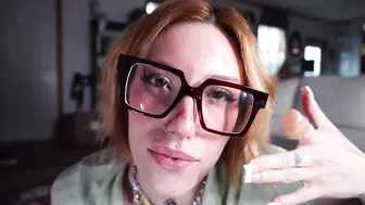 Elle Marz - Random Magic ASMR - Manyvids