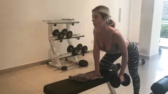 Rebecca de Winter - A Gym´s Flirt
