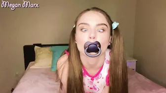 MeganMarxxx - Onesie Diaper Strip And Pee