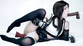 Lana Rain - Tifa Lockhart shows her friends 7th Heav