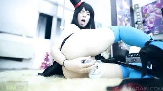 Lana Rain - Mio Fucks Herself With A Microphone