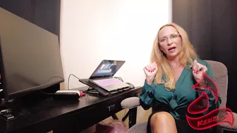 kenzifoxx - Step-Mom Foot Job Fuck   Pee