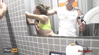 Mia Bandini - PUBLIC SEX - HORNY FIT TEEN WANTS CUM ON HER GYM PANTS AT THE GYM