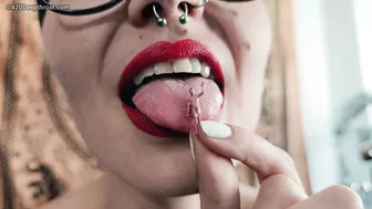 420deepthroat - CUSTOM Giantess Mia und Ihr neuer Snack