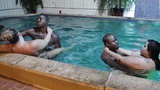 Davina_raines - POOLSIDE SWINGER ORGY WITH BREANNA KHALO