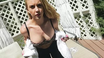 VieraMayXXX - Mom Gives Son Joi While She Tans Strips