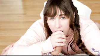 Princess Leia - I love feeling his cock twitch with my lips wrapped around