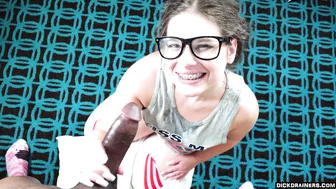 Lexxxi Scarlet - Racist Redneck Pawg Gets A Black History Lesson - DickDrainers