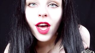 Tsarina Baltic - No Mercy HardPoppers