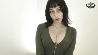 Tsarina Baltic - Struggle To Cum