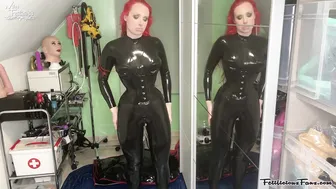 Miss Fetilicious - Alien Undressing