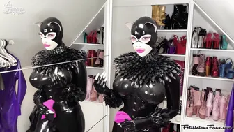 Miss Fetilicious - Black Latex Kitty