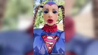 Miss Fetilicious - Supergirl