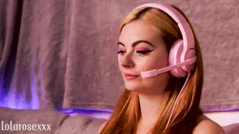 lolarosexxx - gamer girl pounded hard by fuck machine